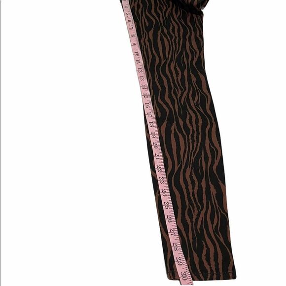 INC Tiger Print Skinny Leg Jeans‎ Brown Size 4 - Picture 10 of 12